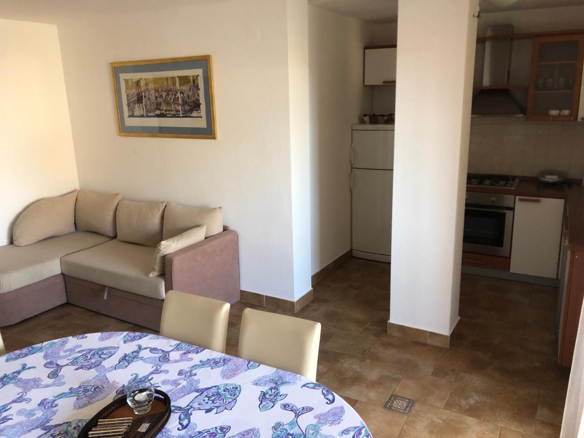 Apartments Smiljanic Tribunj  Exterior photo