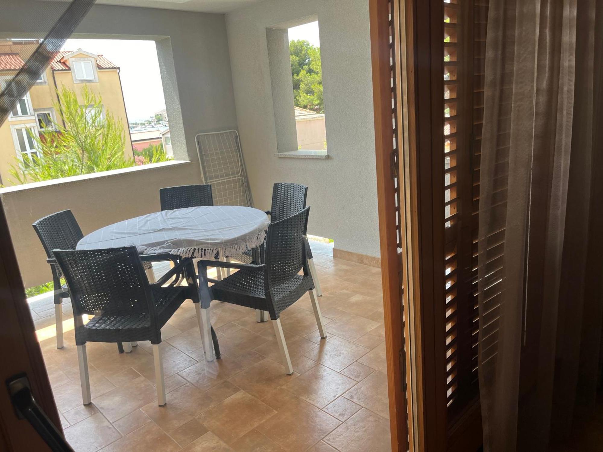 Apartments Smiljanic Tribunj  Exterior photo