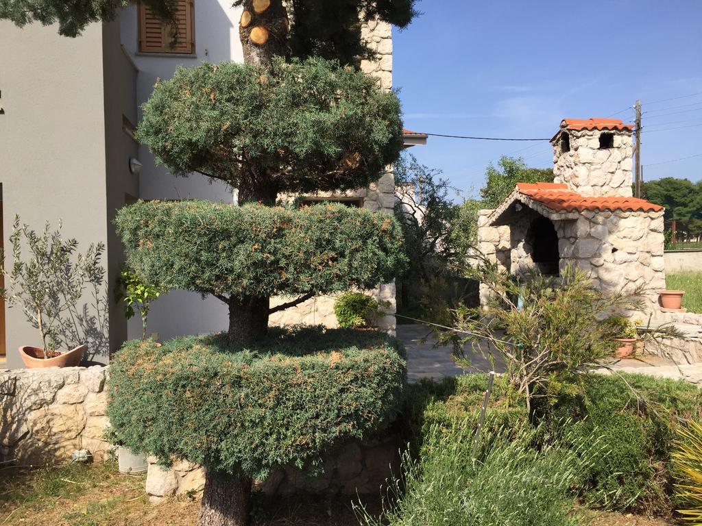 Apartments Smiljanic Tribunj  Exterior photo