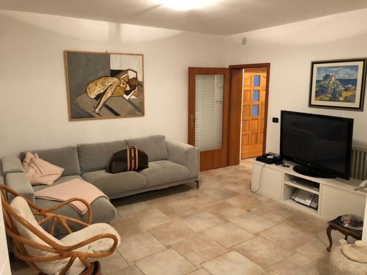Apartments Smiljanic Tribunj  Exterior photo